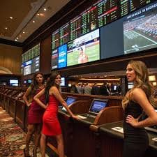 Dealer profesional di Live Casino 33zk memberikan pengalaman bermain langsung yang nyata